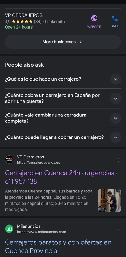 Resultados de Google para «cerrajero cuenca»: cerrajerocuenca.es como primer resultado y su ficha con 4,9 estrellas